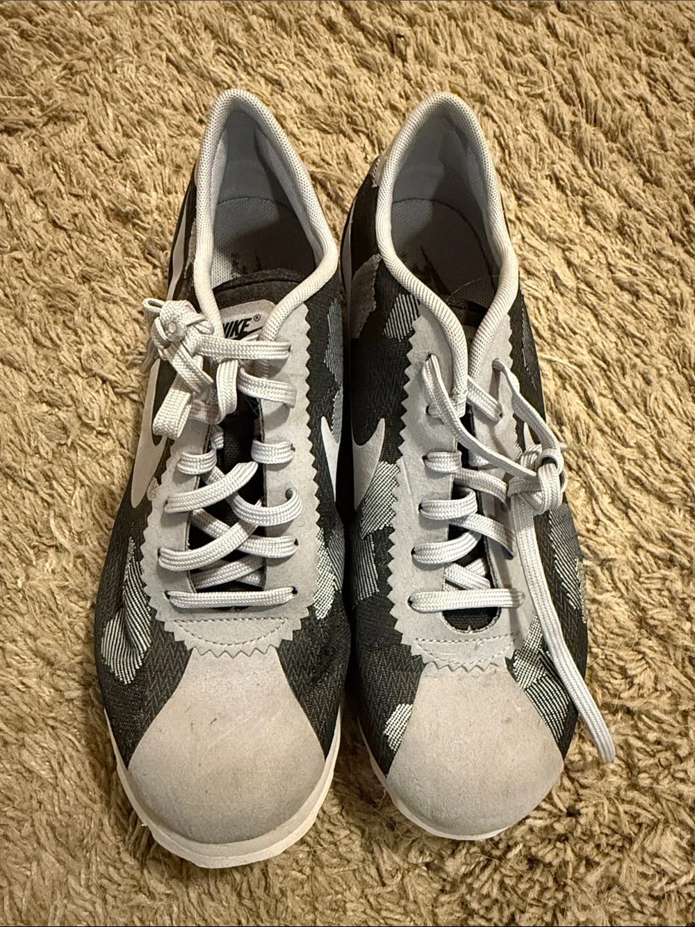 Nike stylish sneakers